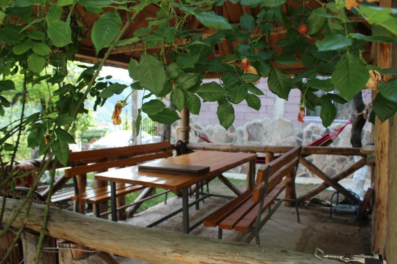 מלון קאחתי Nikala'S House מראה חיצוני תמונה